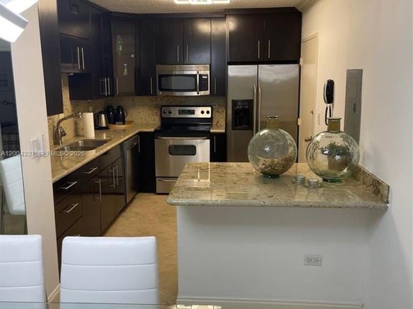 5555 Collins Ave 7Z, Miami Beach FL 33140