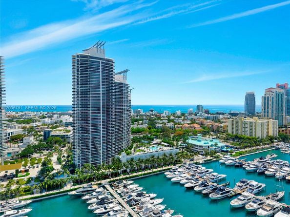 400 Alton Rd TH1A, Miami Beach FL 33139