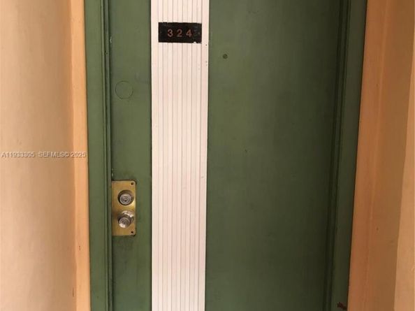 8400 SW 133rd Ave Rd 324, Miami FL 33183