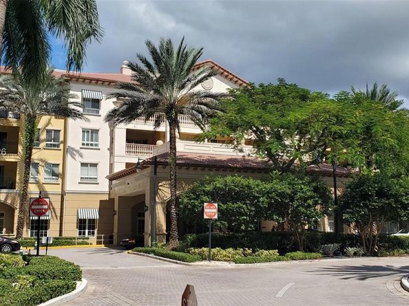 16102 Emerald Estates Dr 428, Weston FL 33331