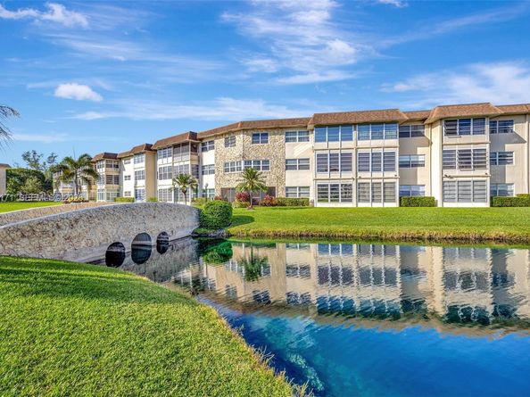 4801 NW 34th St 602, Lauderdale Lakes FL 33319