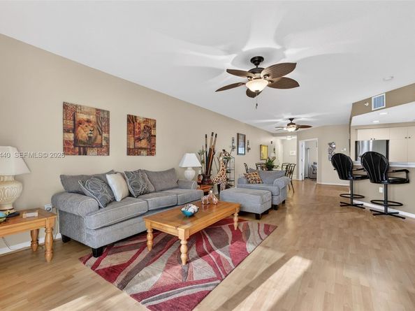 4401 Crystal Lake Dr 101, Deerfield Beach FL 33064