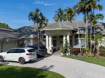 7724 NW 47th Drive