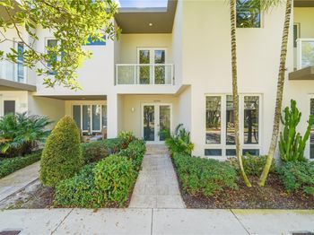 10530 NW 63rd Ter
