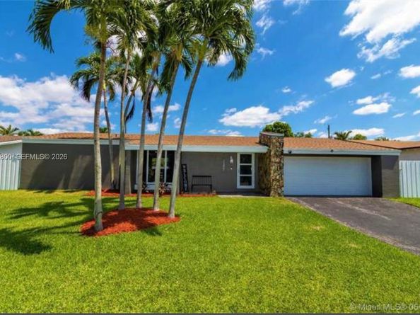 11421 NW 30th Pl, Sunrise FL 33323