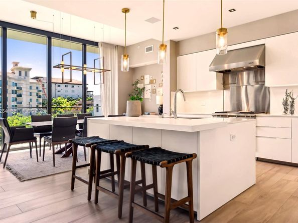 3581 E Glencoe St 309, Miami FL 33133