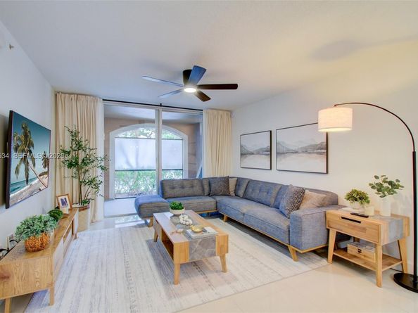 4824 N State Road 7 9105, Coconut Creek FL 33073