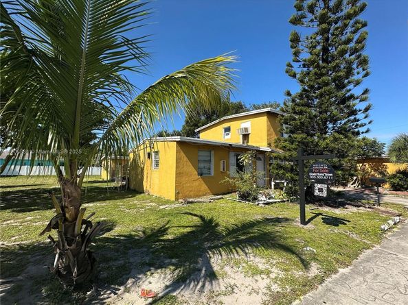 733 NW 27th Ave, Fort Lauderdale FL 33311