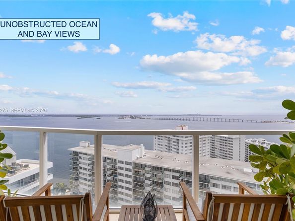 218 SE 14th St 2105, Miami FL 33131