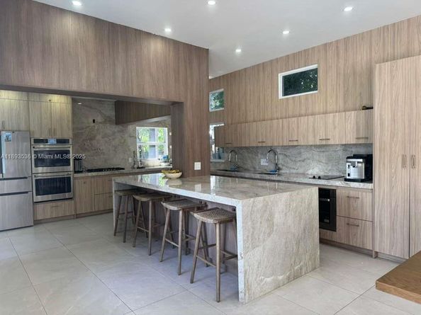 1333 Monroe St, Hollywood FL 33019