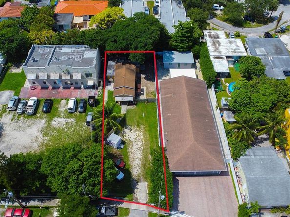 460 NW 23rd Ct, Miami FL 33125