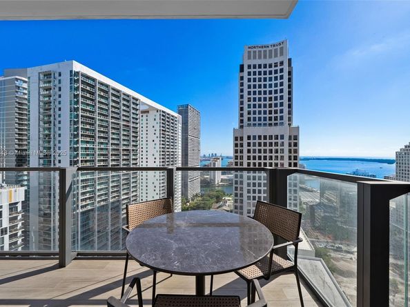 68 SE 6th St 2505, Miami FL 33131