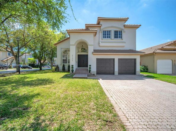 9732 NW 32nd St, Doral FL 33172
