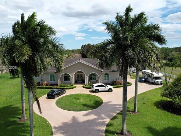 4810 SW 198th Ter, Southwest Ranches FL 33332