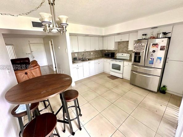 8650 SW 133rd Ave Rd 314, Miami FL 33183
