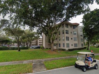 1811 Sabal Palm Dr