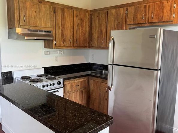 5156 NE 6th Ave 224, Oakland Park FL 33334