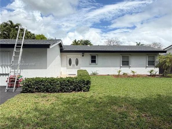10241 SW 128th Ave, Miami FL 33186