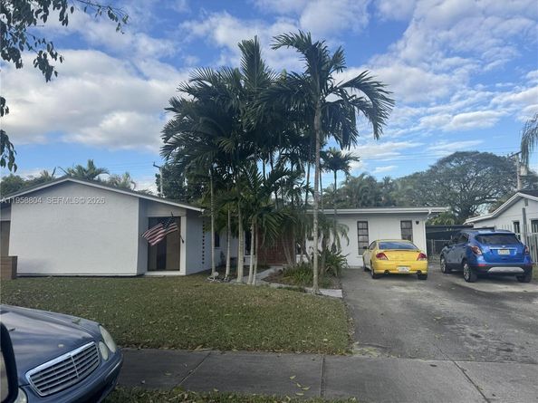 3860 SW 121st Ave, Miami FL 33175