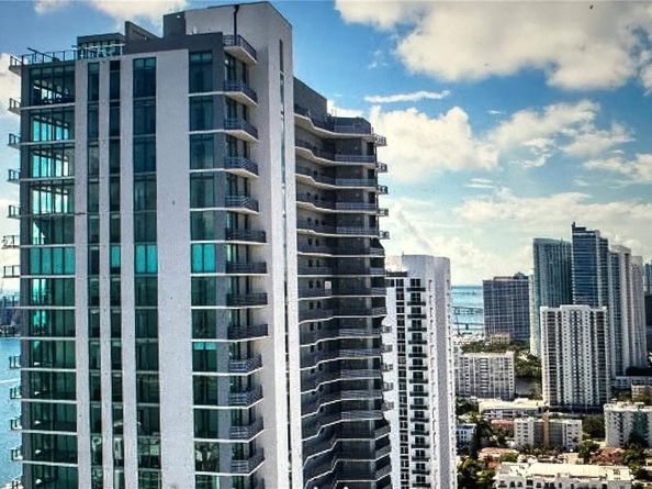 460 NE 28th St 1907, Miami FL 33137