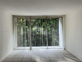 8860 Fontainebleau Blvd