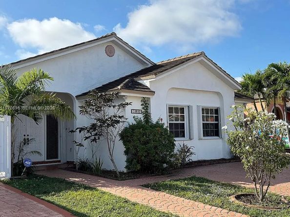 14642 SW 50th Ter, Miami FL 33175