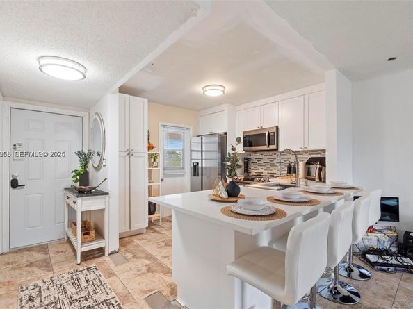 8161 SW 24th Ct 404, Davie FL 33324