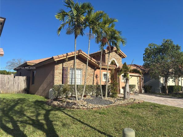 22063 SW 88th Ct, Cutler Bay FL 33190
