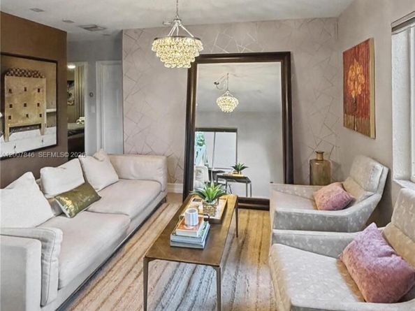 1423 Holly Heights Dr 11, Fort Lauderdale FL 33304