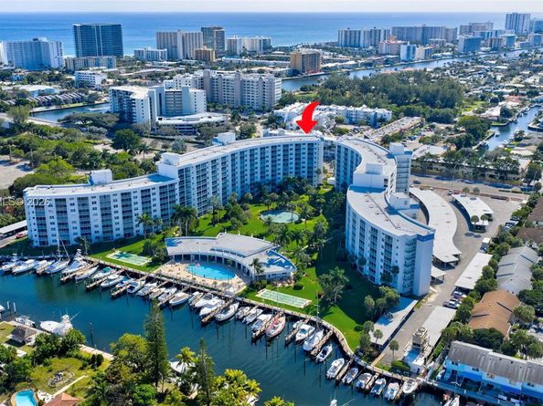 2731 NE 14th St Cswy 1019, Pompano Beach FL 33062