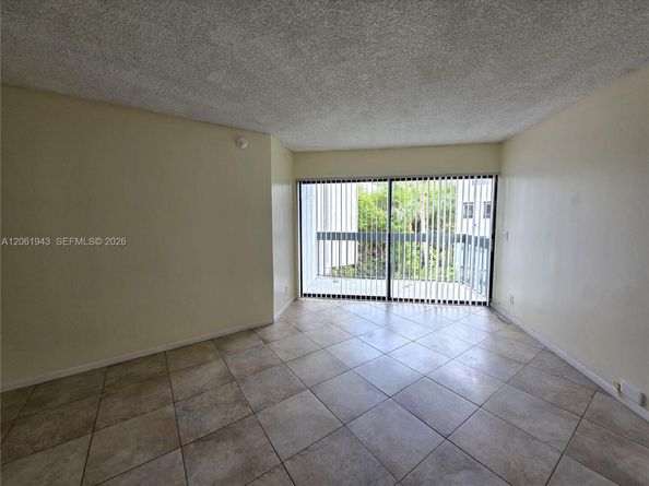 1850 N Congress Ave 308, West Palm Beach FL 33401