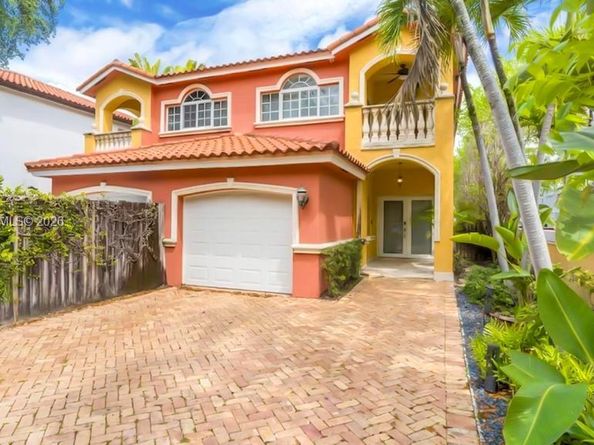 2841 Day Ave 2841, Miami FL 33133
