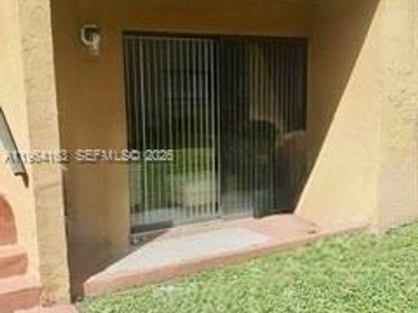 7403 SW 152nd Ave 1052, Miami FL 33193