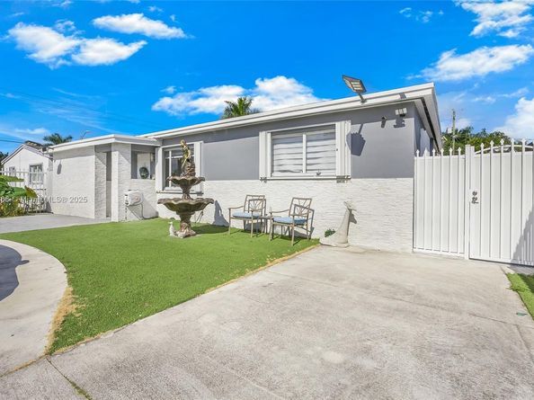 709 NW 14th St, Homestead FL 33030