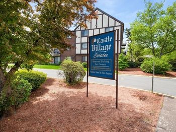 159 Bittersweet Ln