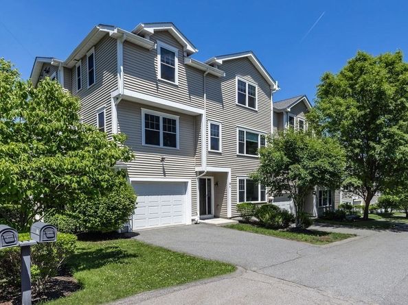 30 Webster St 4, Needham MA 02494