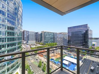 133 Seaport Blvd