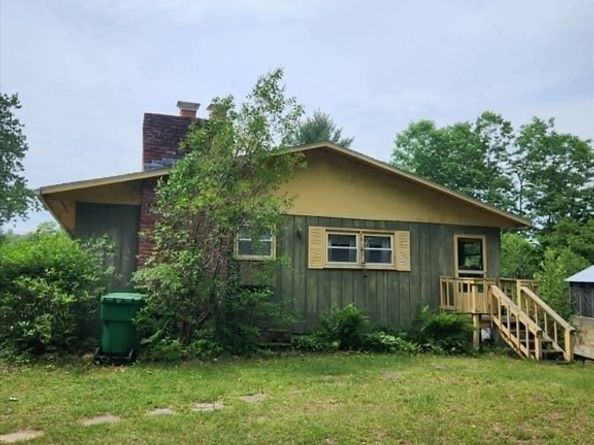 133 Woodlawn Rd, Athol MA 01331