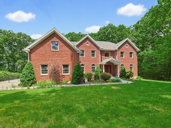 23 Goodnow Lane