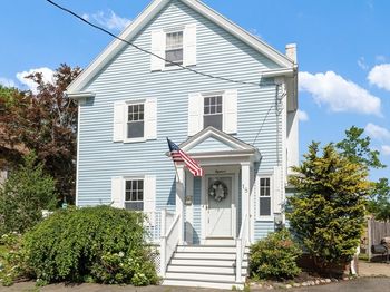 18 Hardy St