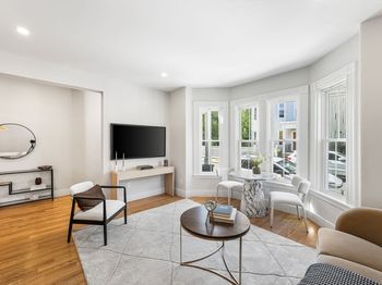 14 Harbor View Street