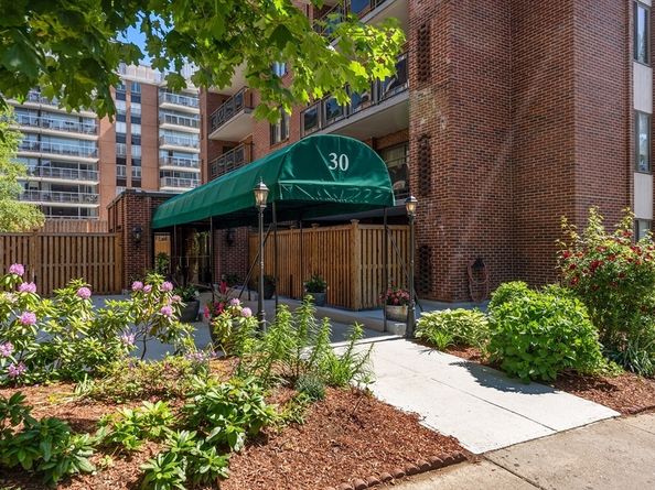 30 Stearns Rd PHB, Brookline MA 02446