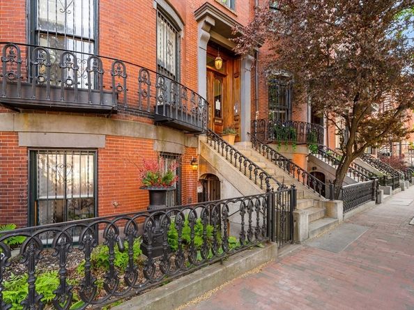 617 Massachusetts Ave 1, Boston MA 02118