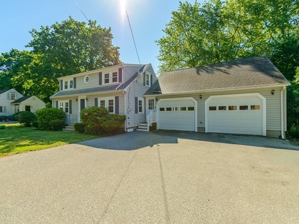 16 Rangeway Rd, Billerica MA 01862