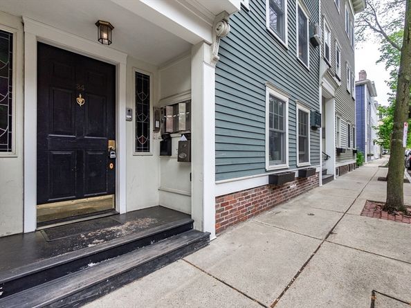 34 Washington St 1A, Boston MA 02129