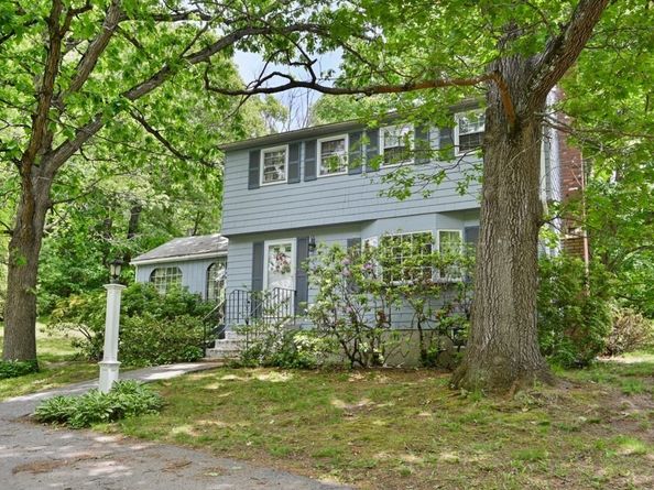 73 Hood Road, Tewksbury MA 01876