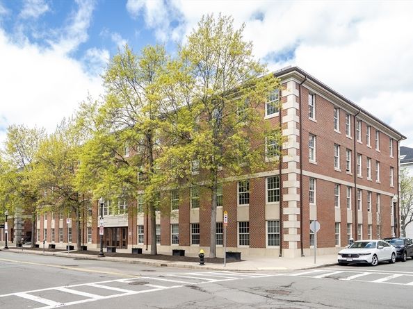 45 1st Ave 302, Boston MA 02129