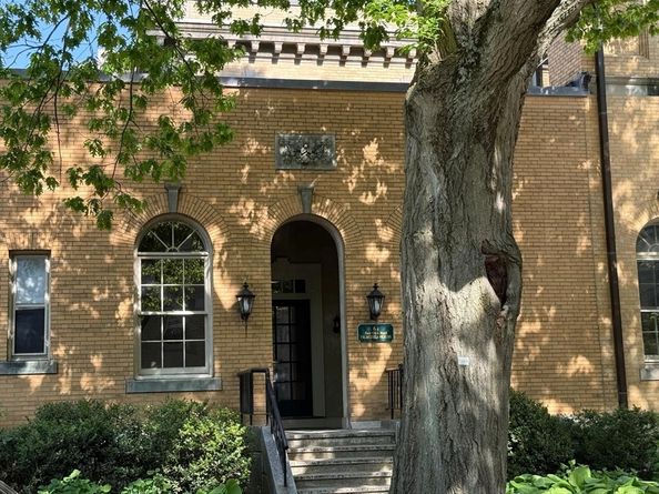 60 E Glen Rd 306, Brookline MA 02445