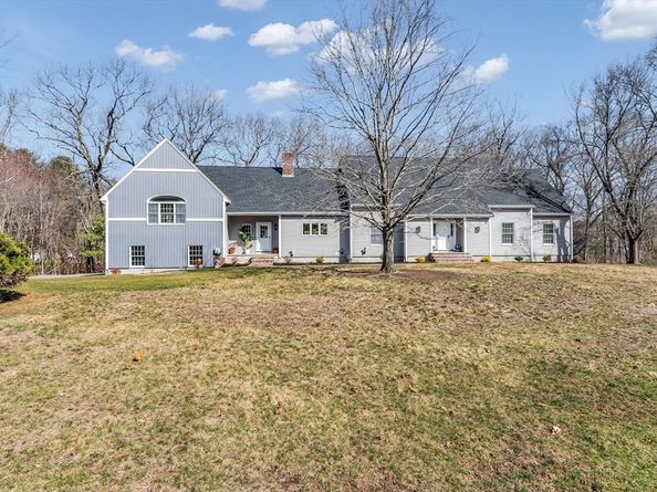 30 Anne Rd, North Andover MA 01845