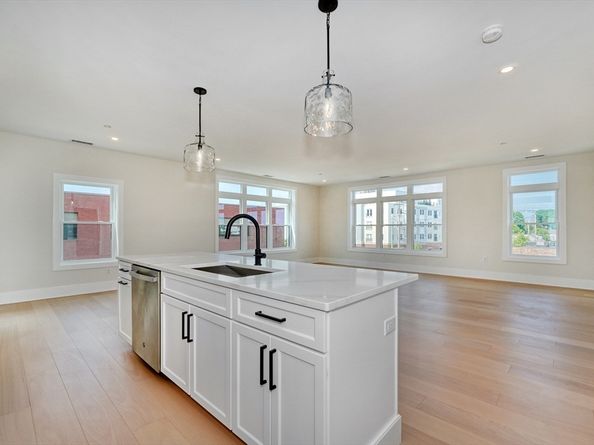 62 Foundry St 315, Wakefield MA 01880